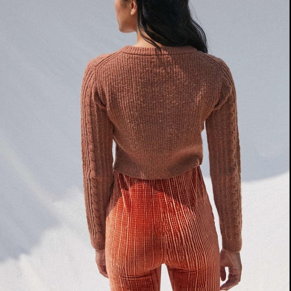 Urban Outfitters Brown Max Cable Knit Cropped Cardigan - Picture 2 of 6